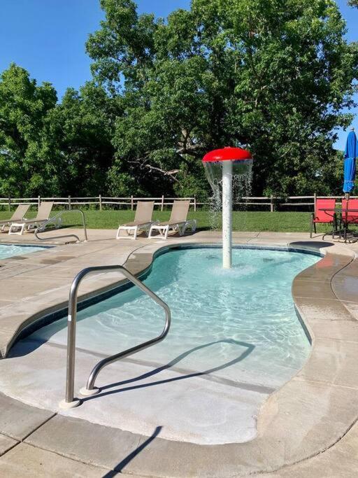 The Lake Fish-Amazing Views-Sleeps 24-Indoor-Outdoor Pools 布蘭森 外观 照片